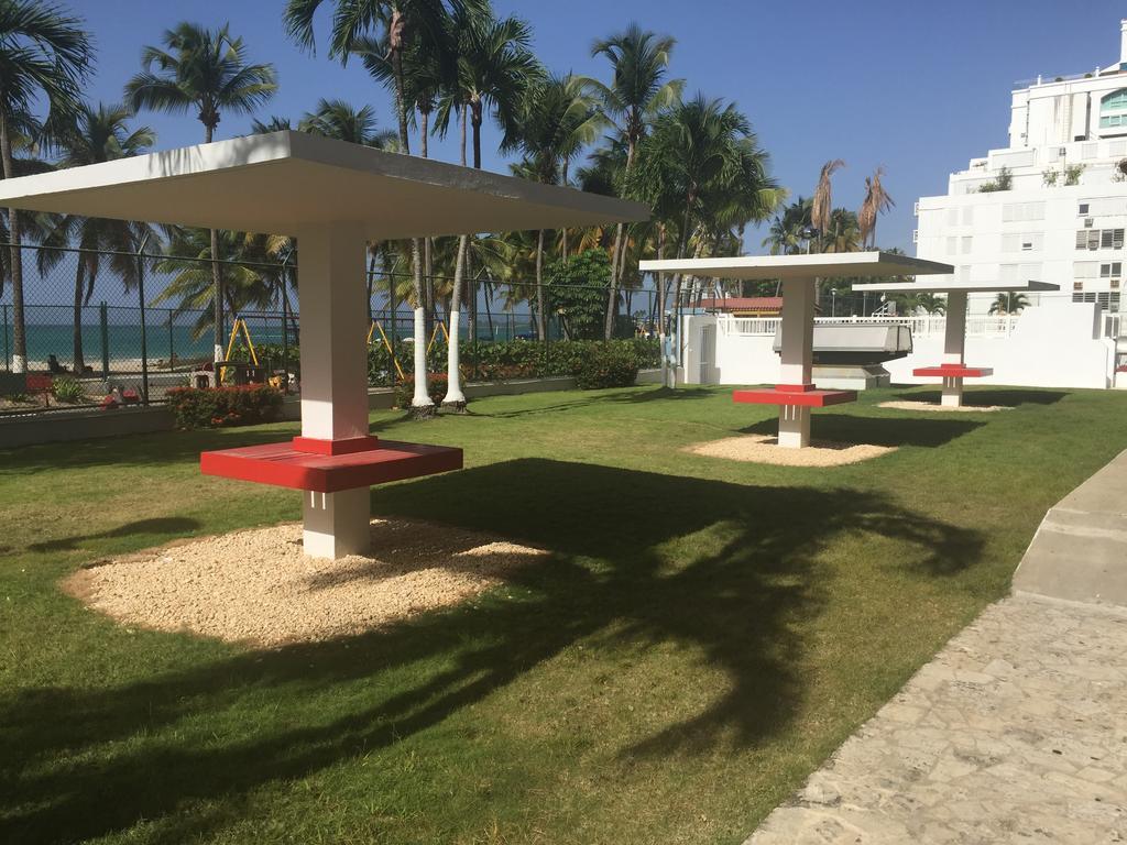 Marbella Del Caribe Beachfront San Juan Buitenkant foto