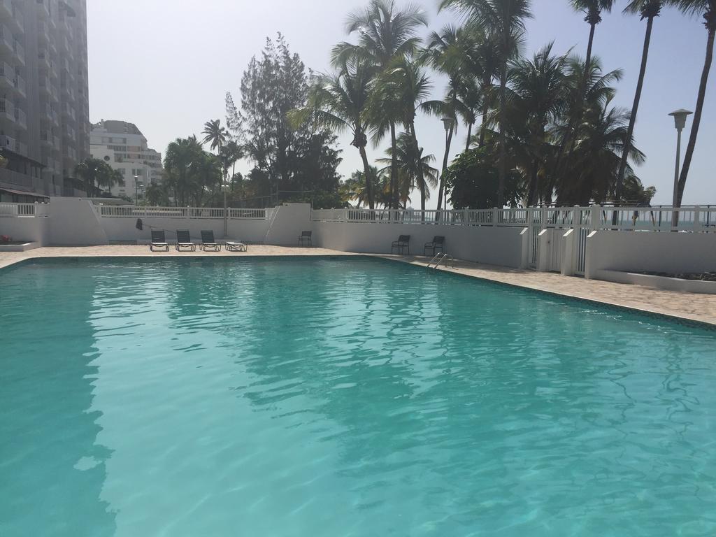 Marbella Del Caribe Beachfront San Juan Buitenkant foto